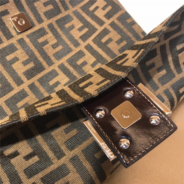 vintage fendi bag - Image 4