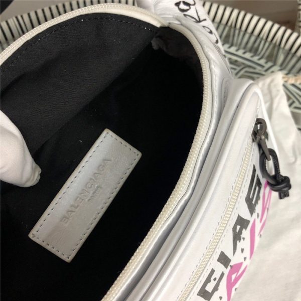 BALENCIAG graffiti belt bag - Image 4