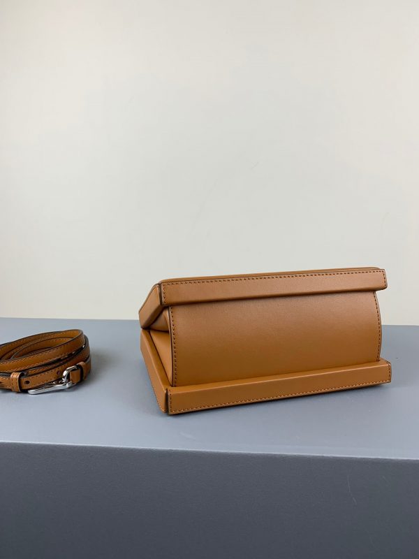LOEWE Postal Bag Collection for woman - Image 6