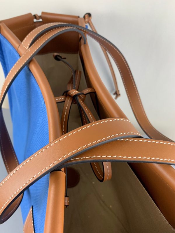 Loewe  Cushion large leather-trimmed canvas tote - Image 7