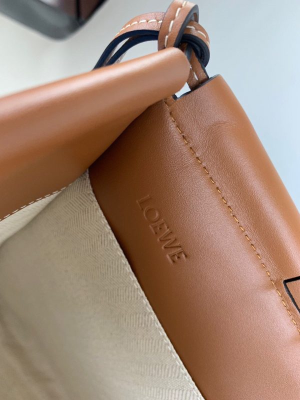 Loewe  Cushion large leather-trimmed canvas tote - Image 9