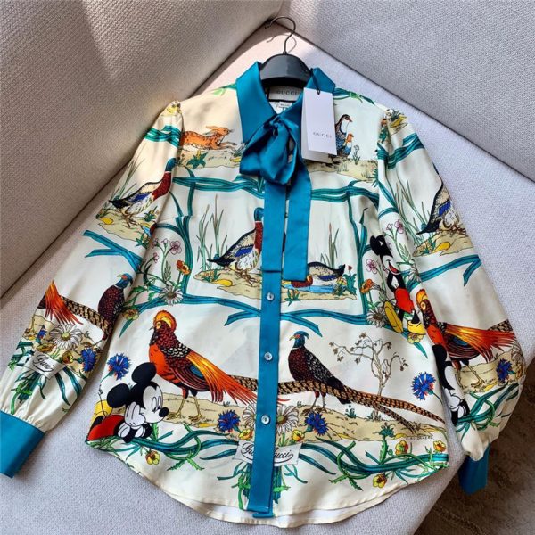 gucci mickey printed silk shirt
