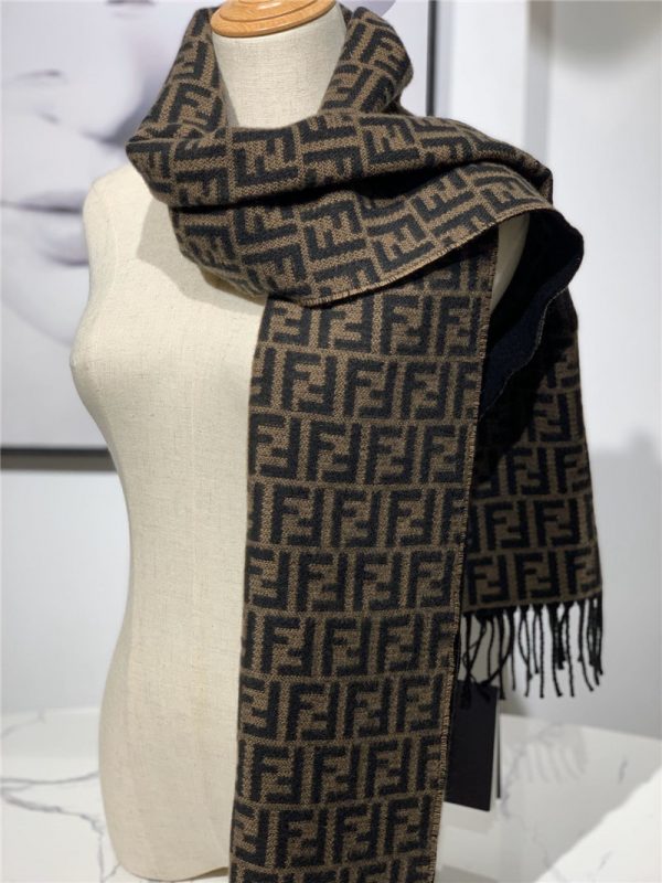 Fendi cashmere shawl Brown