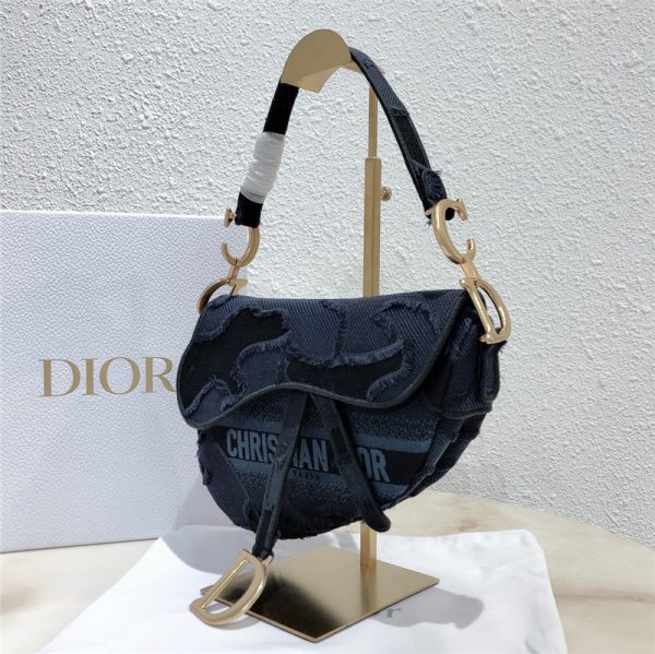Blue Saddle Camouflage Embroidered Canvas Bag - Image 4
