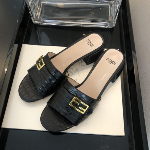 fendi slippers womens