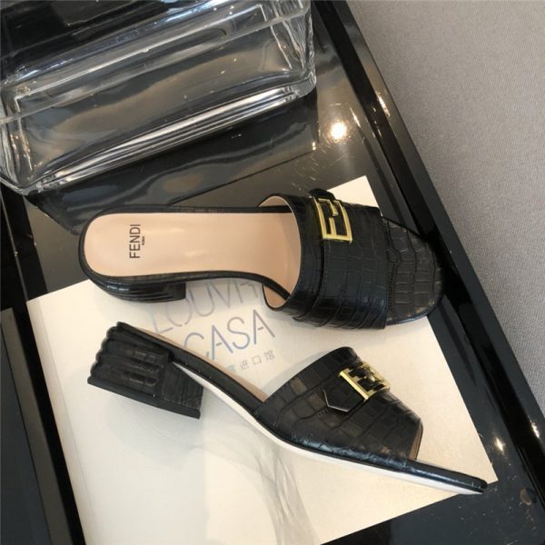 fendi slippers womens - Image 6