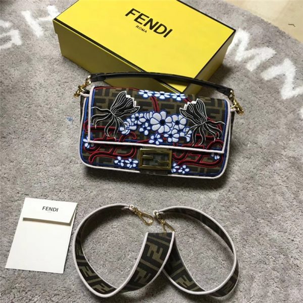 fendi baguette bag
