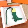 boots pendant  hermes