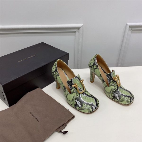 Bottega Veneta round-toe heels