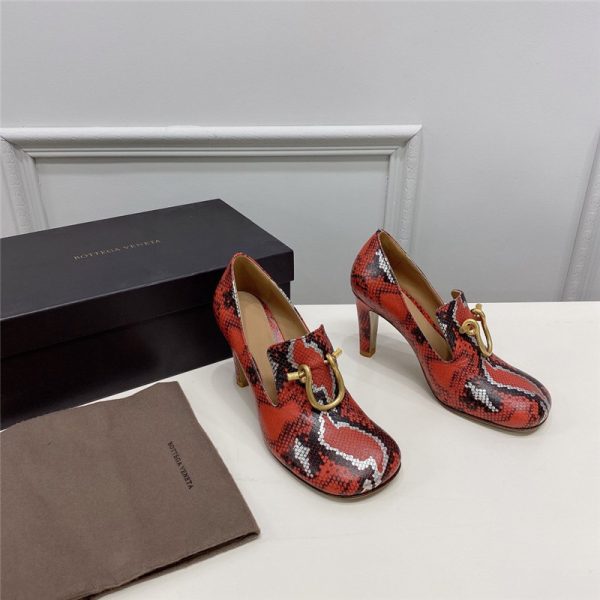 Bottega Veneta round-toe heels