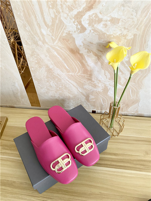 balenciaga round head flat slippers