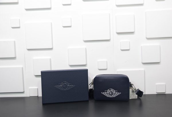 WINGS MESSENGER BAG REPLICA - Image 4