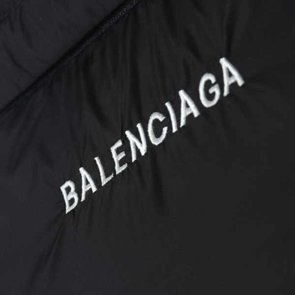 Balenciaga 21FW Type C Solid Down Vest - Image 6