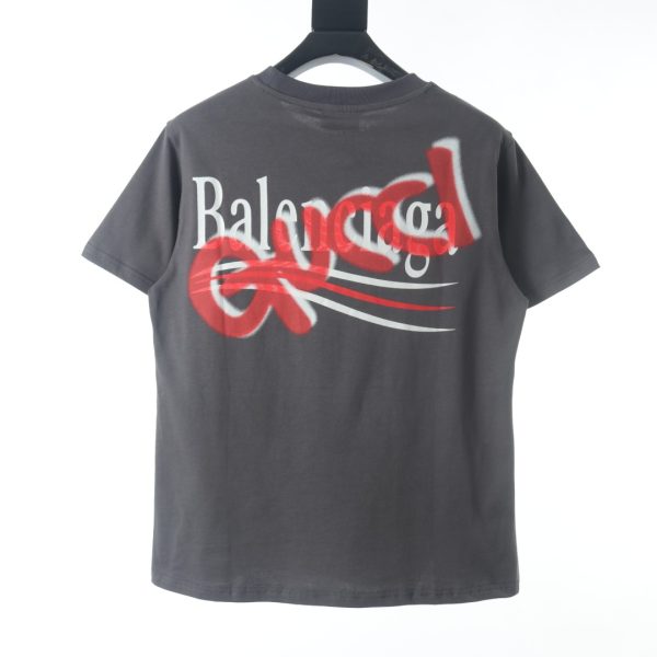 Gucci x Balenciaga joint red and white letter graffiti cola print short-sleeved T-shirt - Image 9