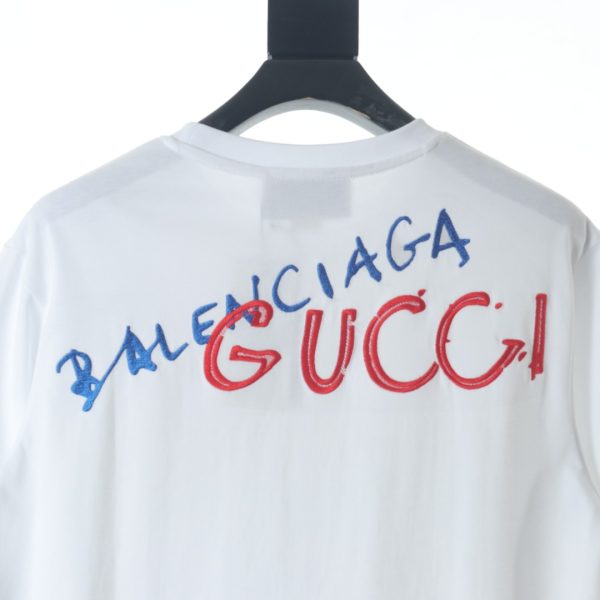 Gucci & Balenciaga joint blue and red embroidered letters short-sleeved T-shirt - Image 7