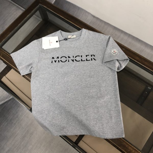 Moncler Mengkou 2023 new men's round neck short-sleeved couple T-shirt