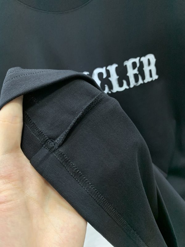 Moncler Mengkou 2023 summer new drop shoulder profile short-sleeved T-shirt - Image 10
