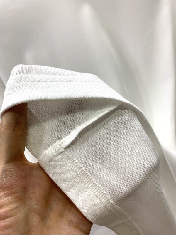 Moncler Mengkou 2023 summer new drop shoulder profile short-sleeved T-shirt, jacquard Logo on the chassis - Image 9