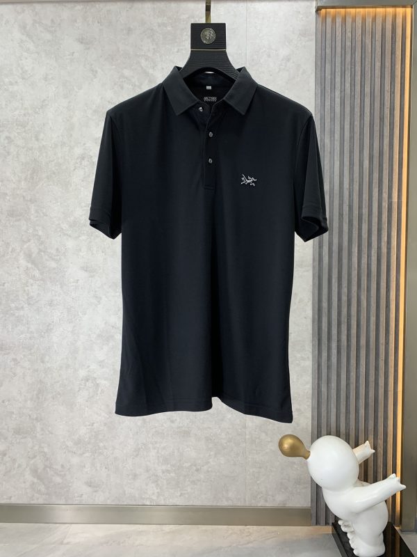 ARCTERYX's 2023 spring and summer official website synchronized hot styles continue to short-sleeved styles continue to be popular