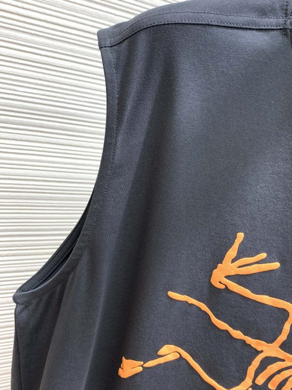 ARCTERYX Archeopteryx, 2023 summer AW new product, fashionable and casual sleeveless T-shirt - Image 7