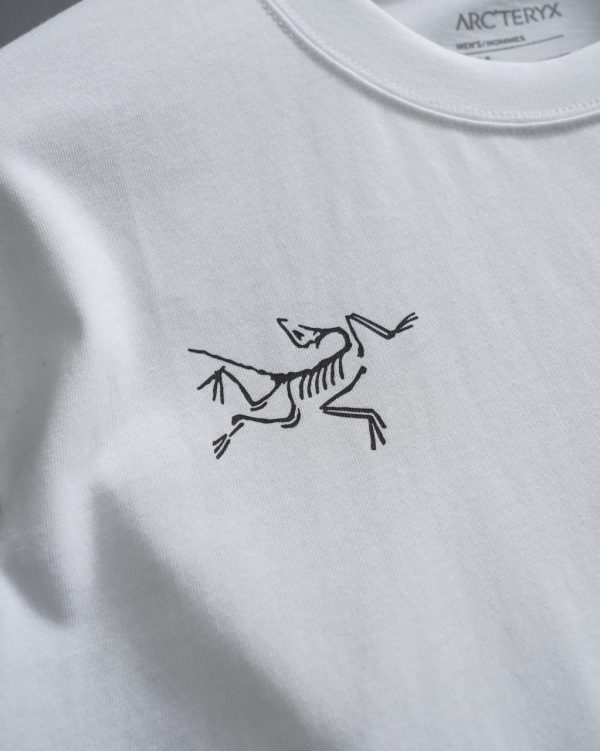 Arcteryx Captive Split Archeopteryx double standard Logo print simple short-sleeved T-shirt - Image 8
