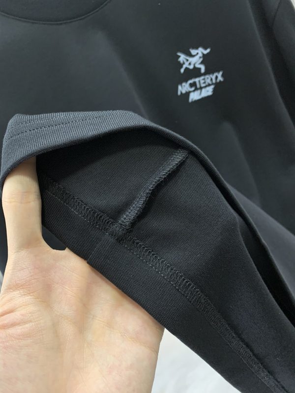 ARCTERYX Archeopteryx 2023 summer new drop-shoulder profile short-sleeved T-shirt, jacquard Logo on the chassis - Image 8
