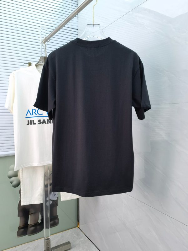 ARCTERYX 2023 Spring/Summer New Rabbit ?Year Joint Limited Edition Men and Women Same Style Couples ?Short-sleeved T-shirtARCTERYX 2023 Spring/Summer New Rabbit ?Year Joint Limited Edition Men and Women Same Style Couples ?Short-sleeved T-shirt - Image 3