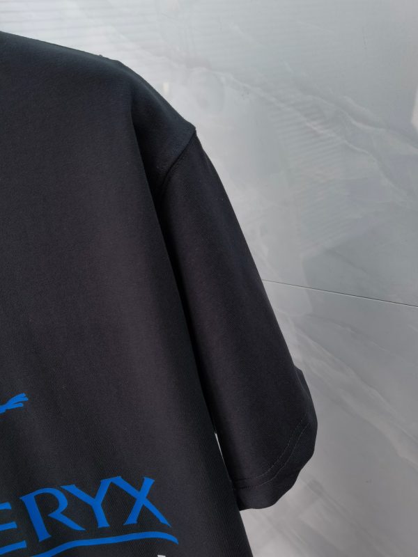 ARCTERYX 2023 Spring/Summer New Rabbit ?Year Joint Limited Edition Men and Women Same Style Couples ?Short-sleeved T-shirtARCTERYX 2023 Spring/Summer New Rabbit ?Year Joint Limited Edition Men and Women Same Style Couples ?Short-sleeved T-shirt - Image 9