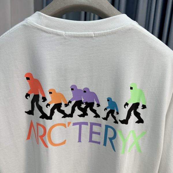 Arcteryx bird house arcteryx classic logo short sleeve has become popular. After a year, it is the most popular outdoor god in the trend circle. - Image 10