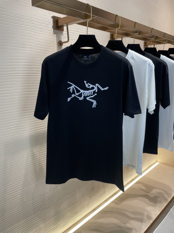 Top quality Arcteryx Archeopteryx 2023 new chest exquisite printing process pure cotton fabric 240g Black White S-XL