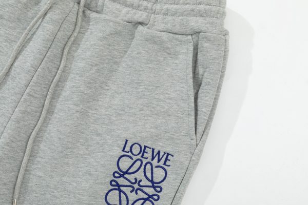 LOEWE graffiti embroidery letters embroidered five-point pants, cotton sweater fabric - Image 3