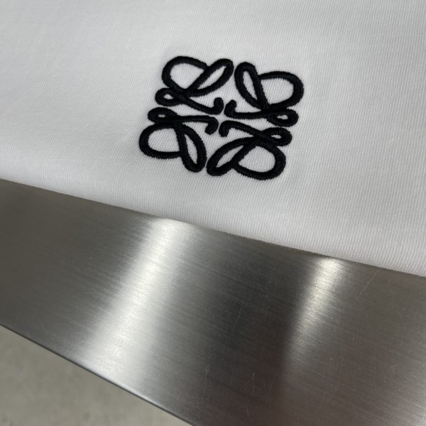 Loew couple classic logo short sleeves, absolutely popular new style, although LOEWE will launch a similar style design every year - Image 7