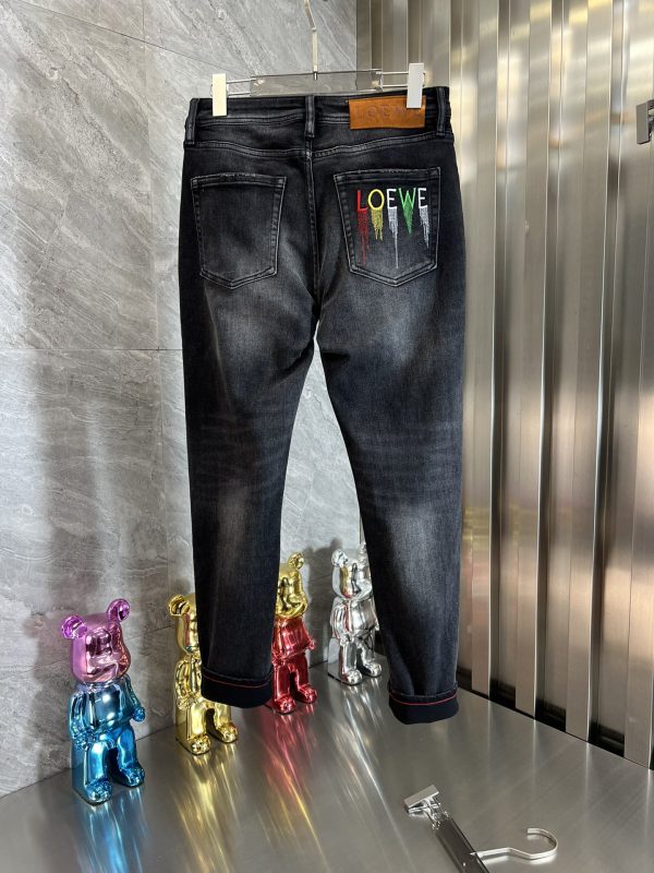 ?Loewe spring and summer new products three standard complete micro elastic jeans - Image 4