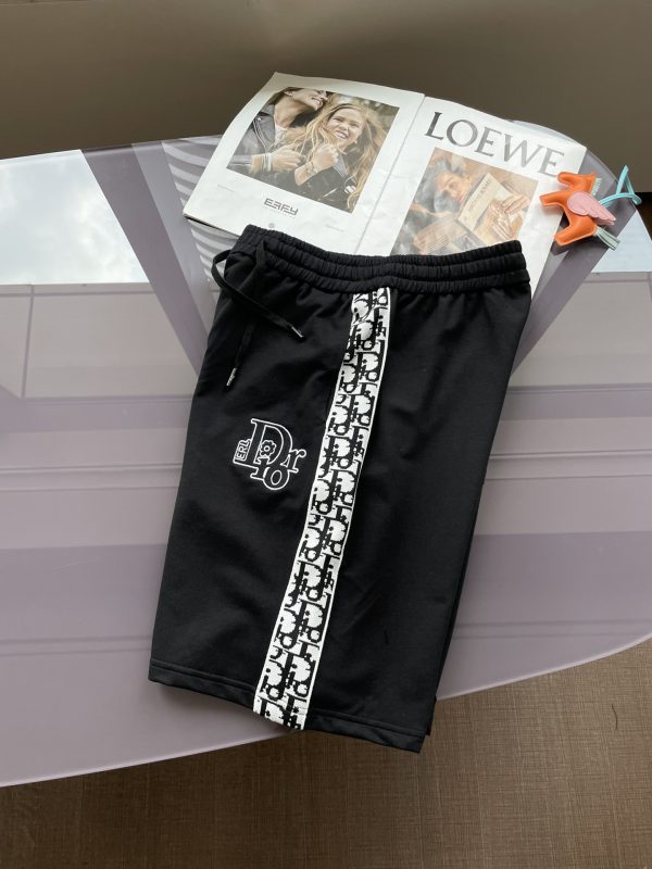 Dior 2023 summer new style to create a handsome and handsome man, full of style, seaside travel, it is definitely your first choice, very distinctive summer shorts - Image 9
