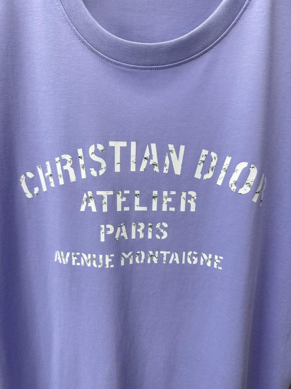 Dior classic high-end hard goods! The new T-shirts in the 23 summer counters are perfect in details, sunny and fashionable, and modern. Using the original 32-count double-yarn pure cotton fabric - Image 6