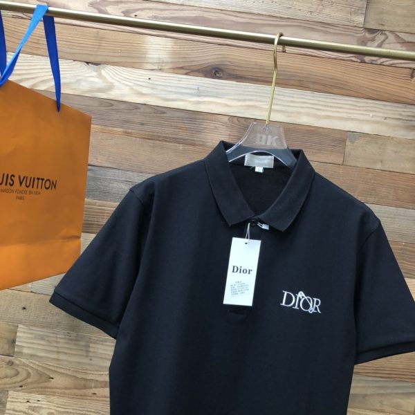 [DIOR] 2023 spring and summer new lapel POLO shirt Men's embroidered short-sleeved T-shirt! Customized high-end piqué fabric, comfortable and breathable, not easy to deform - Image 3