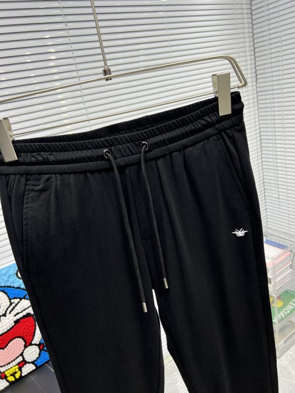 New products in Dior** counters are launched simultaneously. ?Original order high quality fashion casual pants - Image 5
