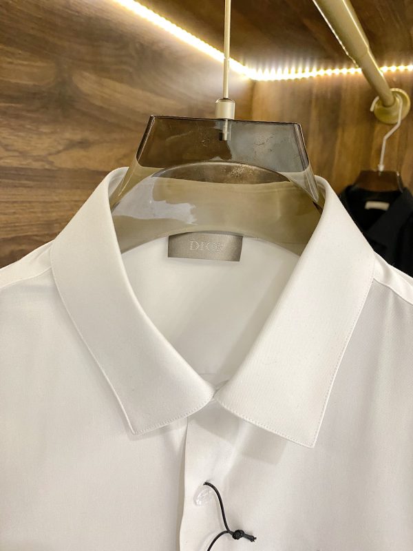 DIOR 2023 early spring new product counter casual long-sleeved shirt! Perfectly embroidered logo text, seamless tailoring Imported 80-count ultra-high-count mulberry silk cotton - Image 4