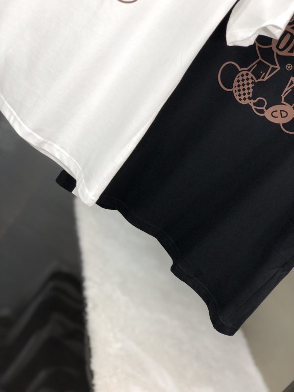 ??Dior ?️Wear more than 200 catties 2023SS spring and summer new short-sleeved T-shirt, available at the counter simultaneously, imported pure cotton fabric for customers, comfortable and breathable - Image 6