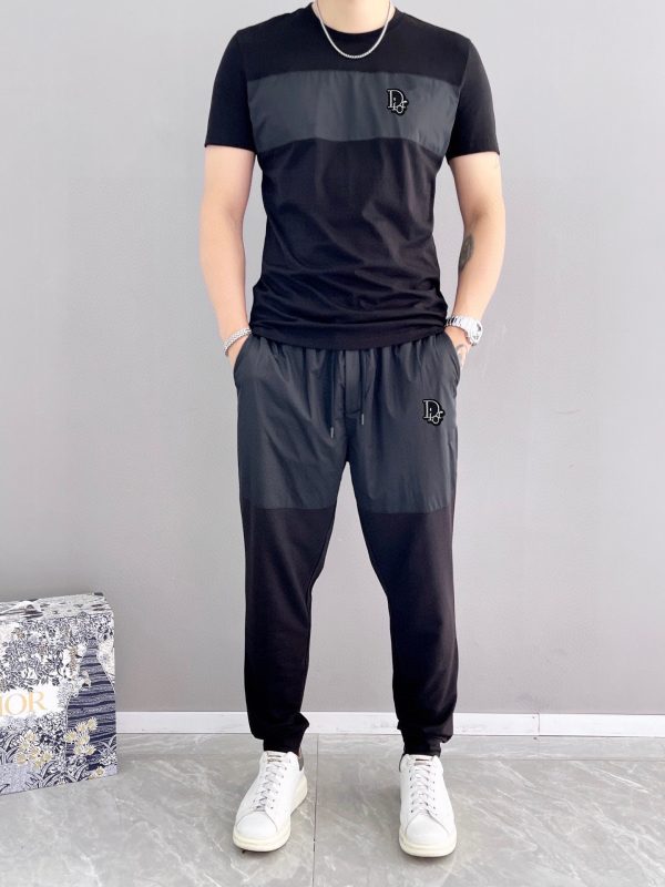 [DIOR] 2023 official website with the same style. World-renowned luxury brand. Summer men's short-sleeved suit, high quality