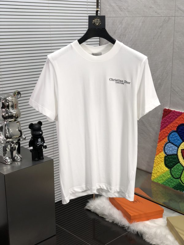 Dior? SS spring and summer new short-sleeved T-shirts, available at counters at the same time, imported pure cotton fabrics for customers, comfortable and breathable
