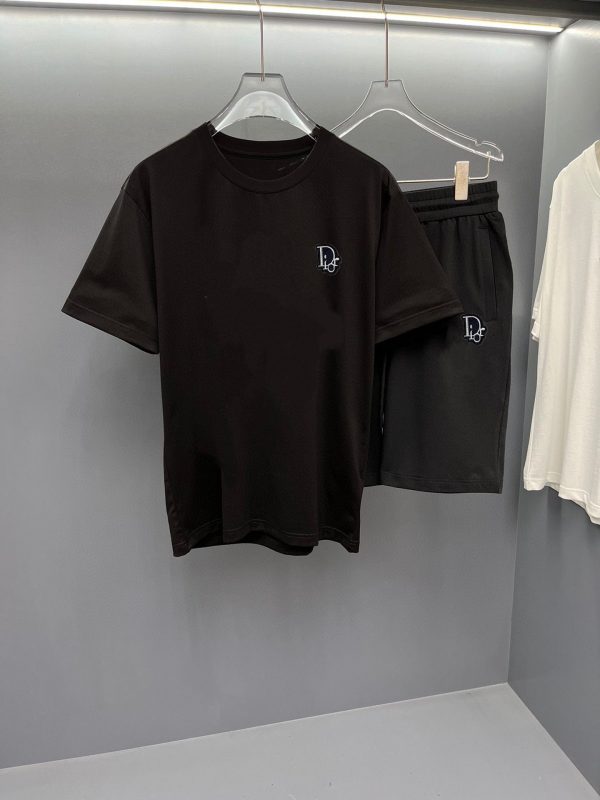 Brand [DIOR] 2023 new men's short-sleeved shorts suit! Synchronous sales on the official website! High-end version on the market