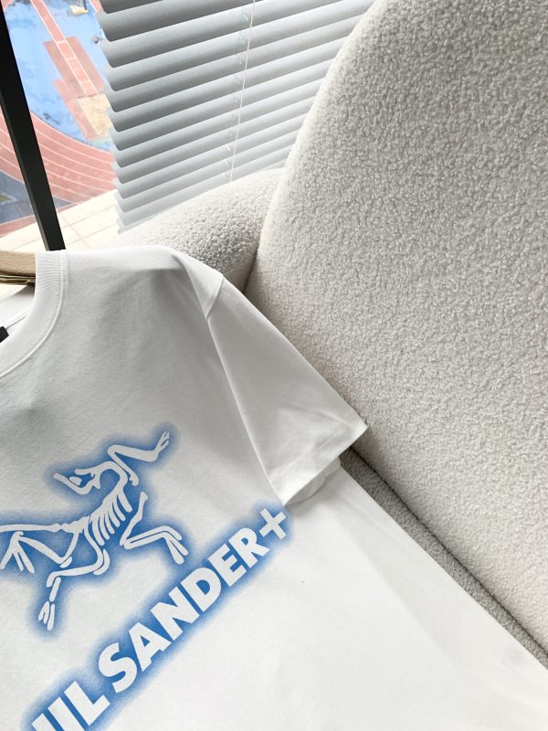 ARCTER*X Archeopteryx co-branded JIL SANDER 2023 spring and summer new men's and women's same style ?Short-sleeved T-shirt outdoor brand Maybe the first thing you think of is Canada Goose - Image 4