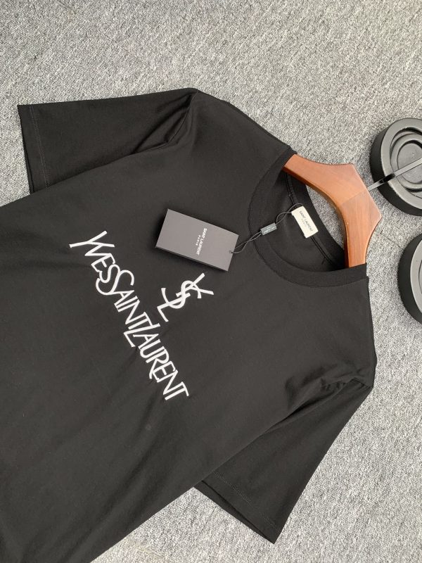 YSL Saint Laurent men's 2023 spring and summer new short-sleeved T-shirts, the summer office is elegant, tall and fashionable, and the first choice is a round neck short-sleeved - Image 5