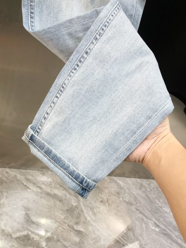YSL Saint Laurent exclusively for early spring new men's slim-fit skinny jeans, official website synchronization, simple fashion, classic hot style✨✨high-end customization original order ruthless goods - Image 10