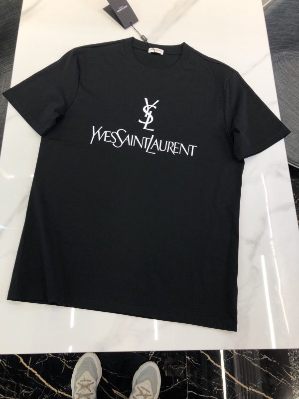 YSL* Saint Lo-Lan 23SS spring and summer new round neck short T. Strong drape! The texture is perfect! The classic letter design of the chest LOGO perfectly enriches everyone's visual sense
