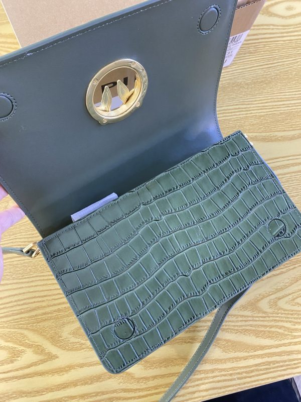 2023 New Pinko Swallow Bag Product High Crocodile Pattern Fashion Women’s Bag One Shoulder Messenger Women’s Bag Retro Green - Image 7