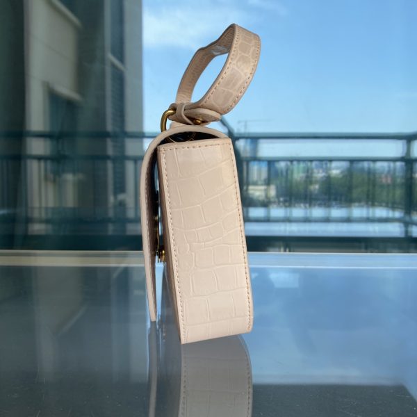 Pinko Swallow Bag 2022 Spring And Summer Crocodile Pattern Baguette Bag Underarm Bag One Shoulder Messenger Women’S Bag White - Image 5
