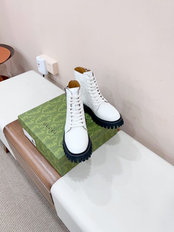 Gucci New 2023 super cool Martin boots classic GG pattern white