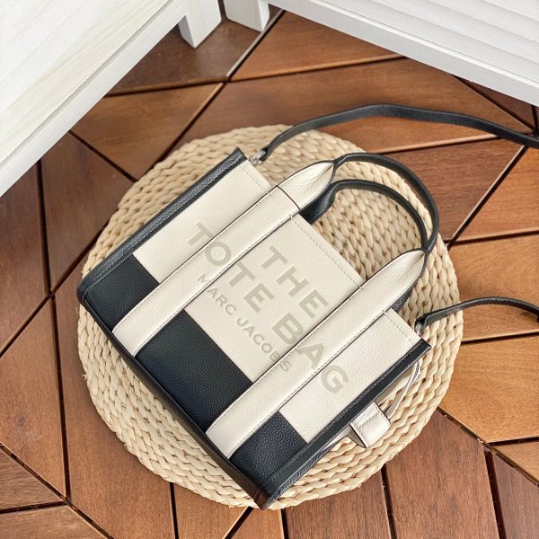 Marc Jacobs Shopping Tote Bag Black And White - Image 6